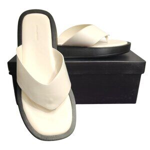 PrettyLittleThing Womens Sandals Dorenea Chunky Flip Flop Platform Cream Sz 38 7